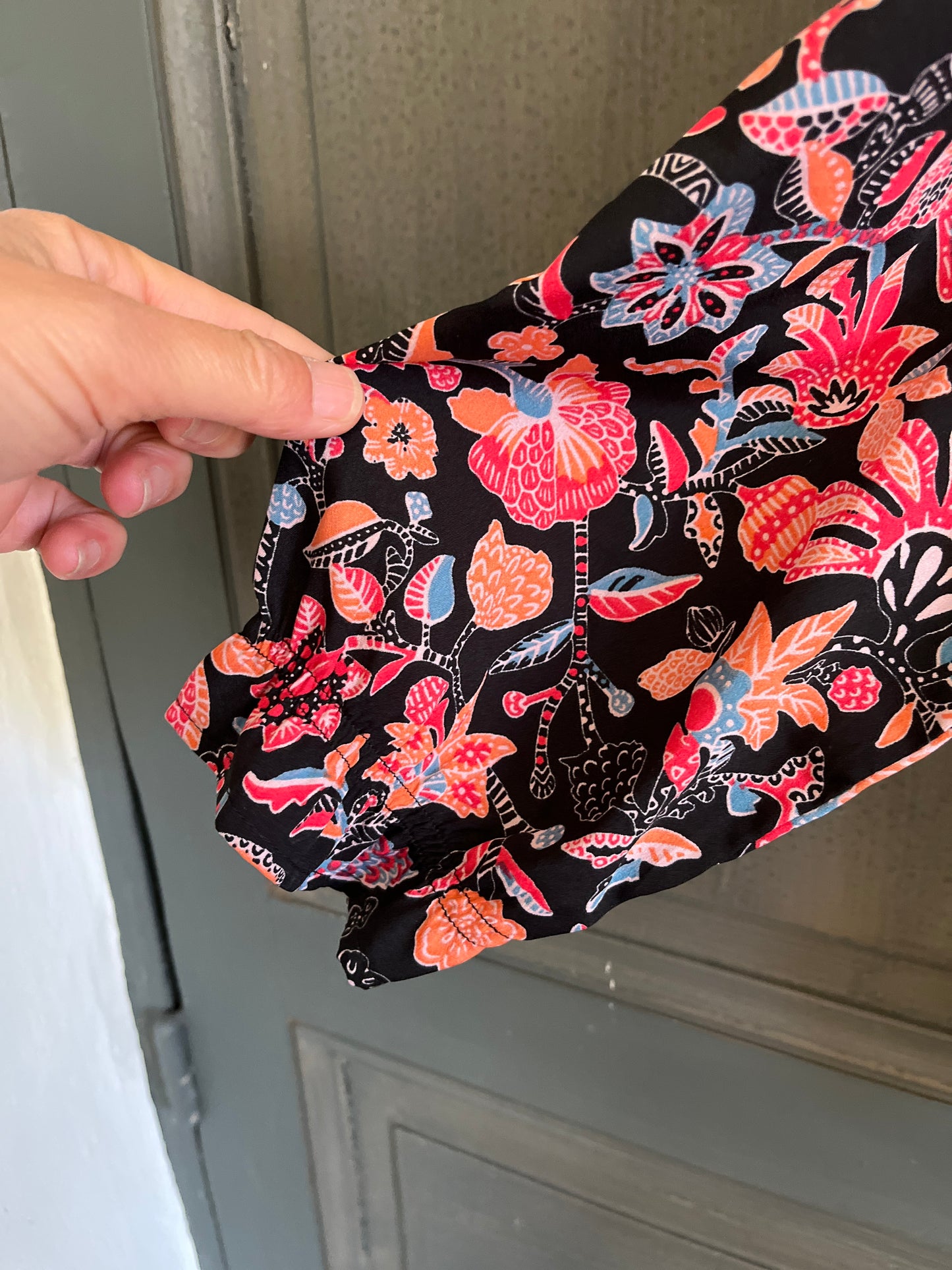 Chemise fleurs taille 40/42 - BLANCHEPORTE