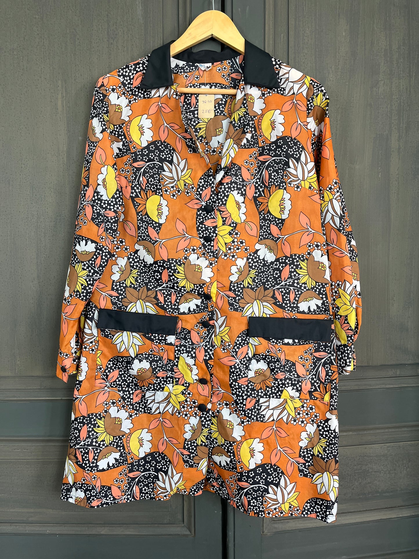Robe taille36/40 - POULENC